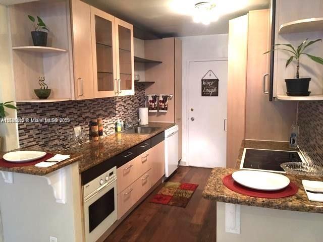 Photo - 5401 Collins Ave Unit #614 OCEAN BEACH VIEW