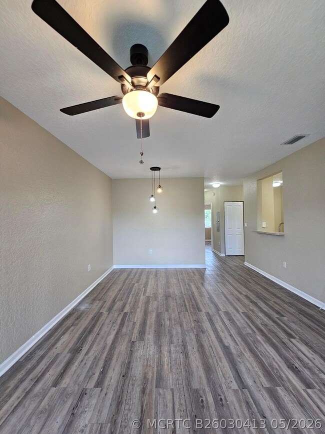 Photo - 1063 Golden Lakes Blvd Unit 322