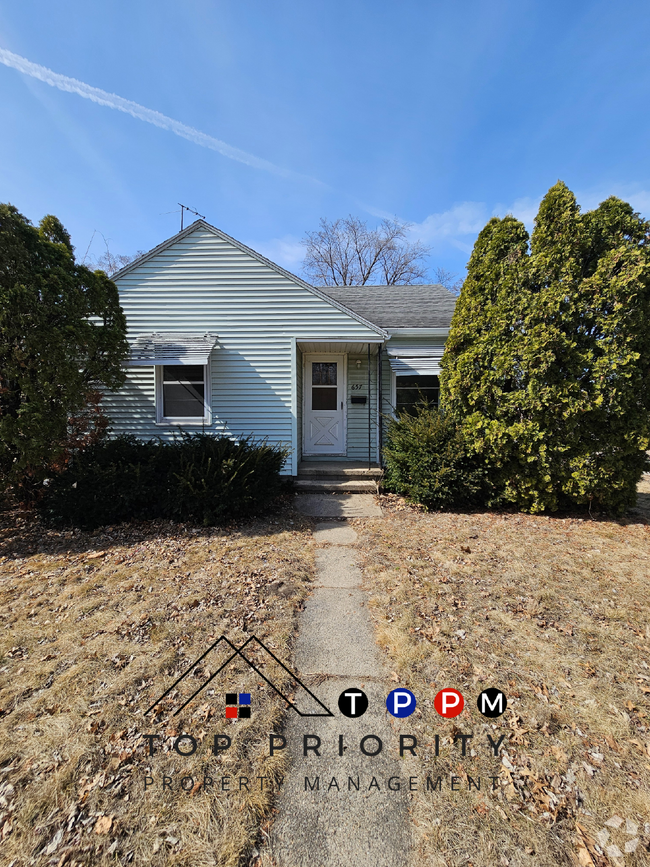 Building Photo - 2 Bedroom | 1 Bathroom Single Family Home ...