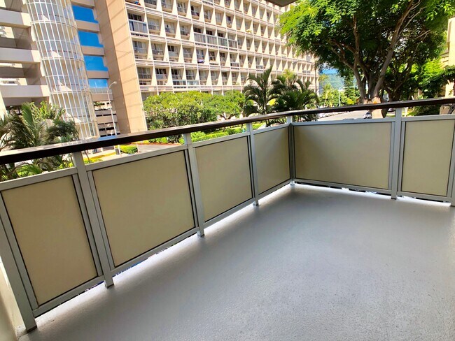 Photo - 509 University Ave Unit Ala Wai Cove