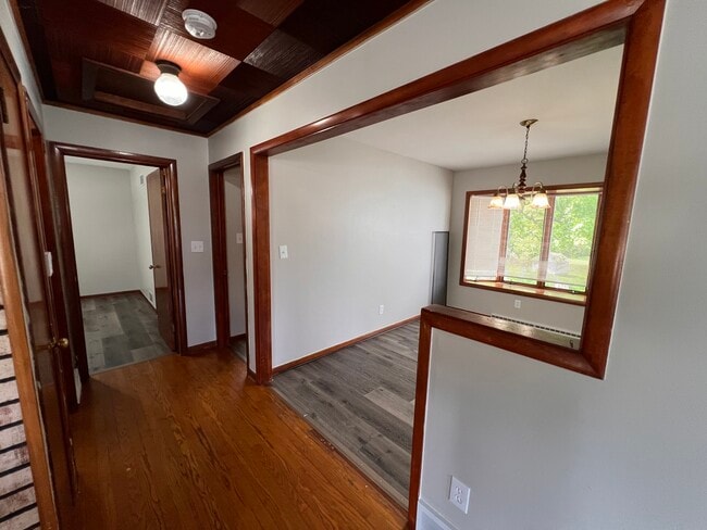 Photo - 1724 N Green Bay Rd