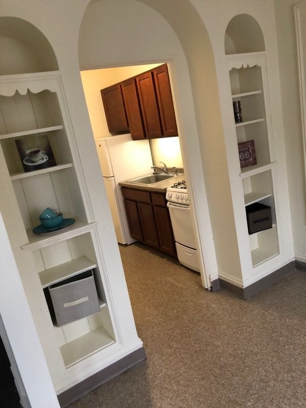 Kitchen - 7020 S Jeffery Ave