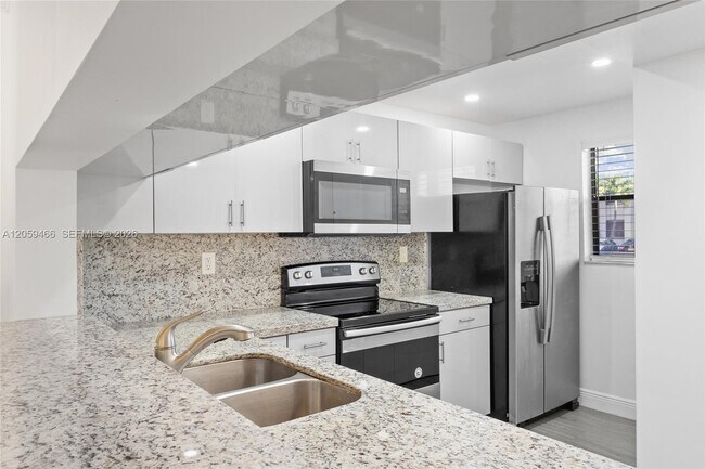 Photo - 10145 NW 9th St Unit 101
