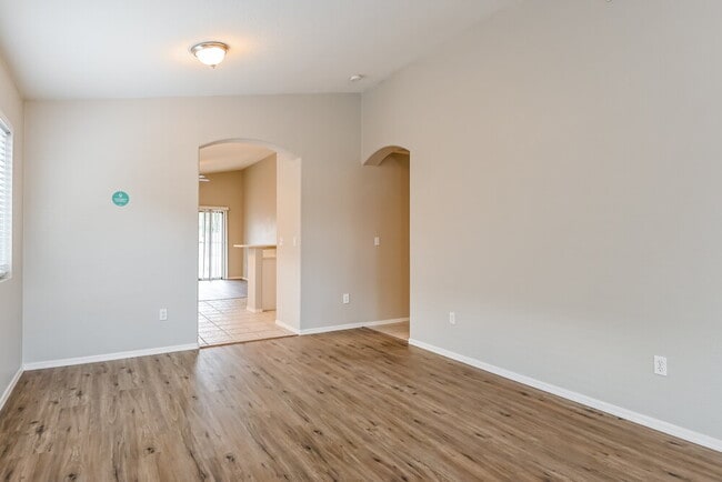 Photo - 10354 E Ravenswood St