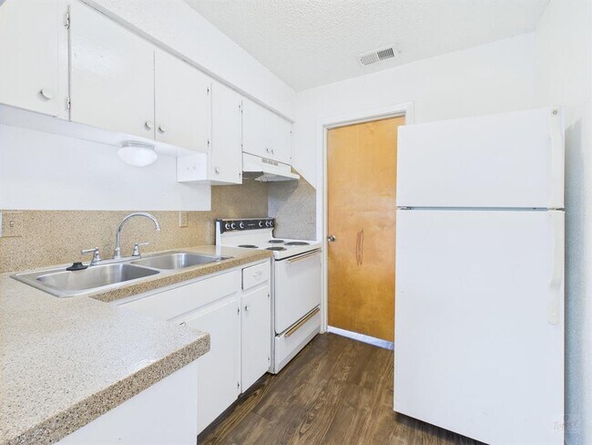 Photo - 2808 Whitis Ave Unit C303