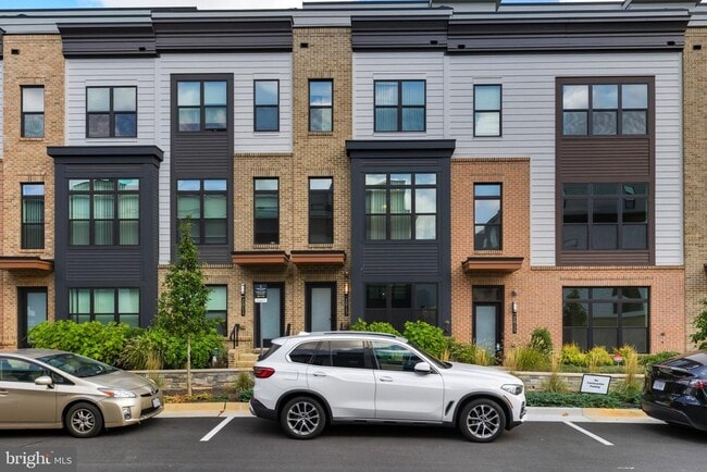 Building Photo - 2013 Tysons Ridgeline Rd Rental