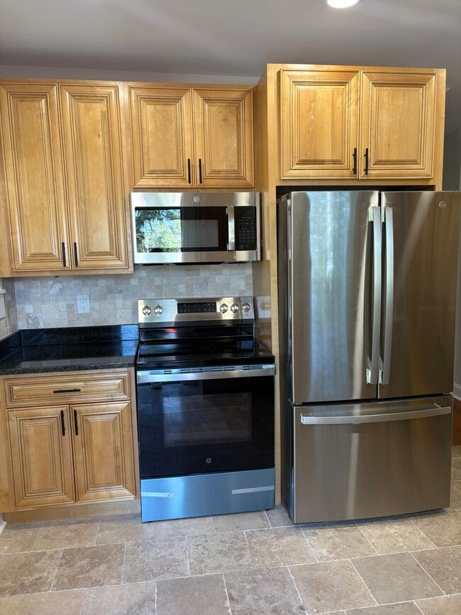 Building Photo - 182-184 E. Tompkins St. Unit 184 Rental