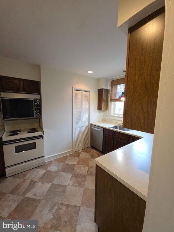 Photo - 203 Greene St