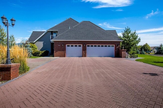 Photo - 362 E Bowman Dr
