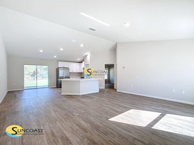 6140 E Calico Ln