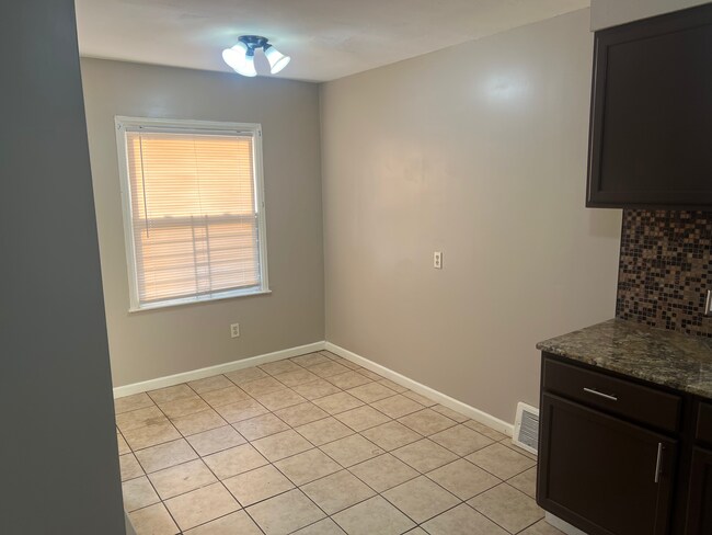 Photo - 20012 Biltmore St