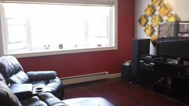 Building Photo - 4402 Locust Point Dr