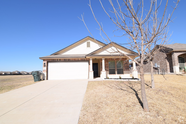 Building Photo - 8494 Lake Pointe Dr Rental