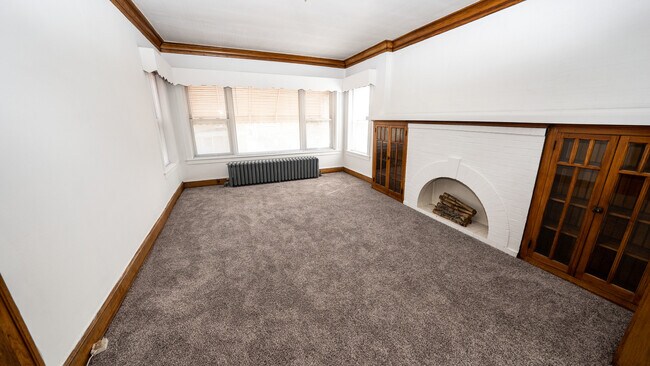 Photo - 1216 N Springfield Ave Unit 2