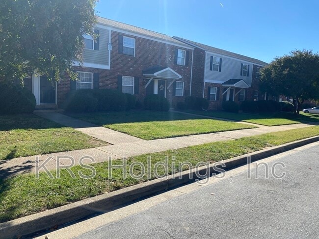 Photo - 708 E 18th St Condo