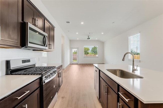 Photo - 341 Wilshire Rd