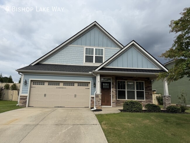 Building Photo - 9 Bishop Lake Way