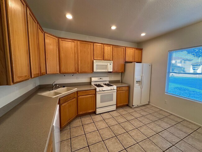 Photo - Beautiful 3 Bedroom Home with RV Parking