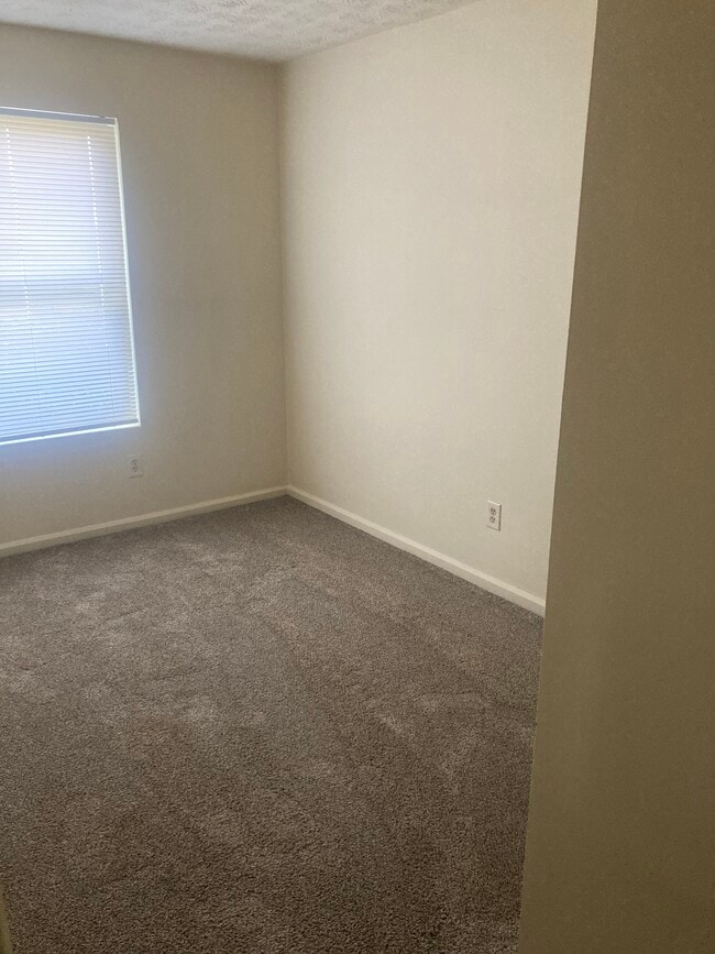 Photo - 1127 Bloomfield Rd Unit 1127