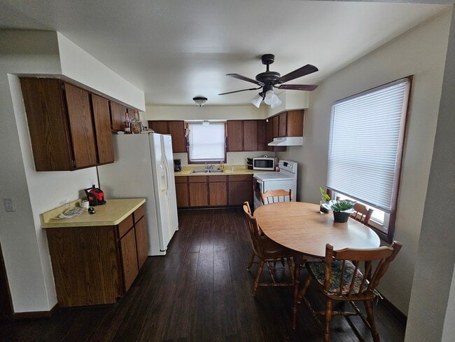 Photo - 515 N Dries St