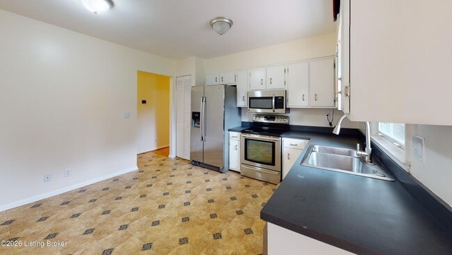 Photo - 707 Dorsey Way