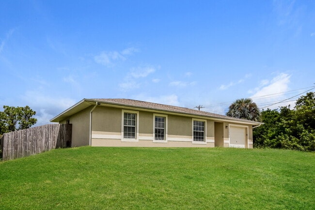 Photo - 3102 39th St SW