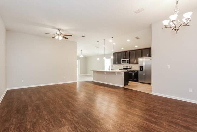 Photo - 11012 Snowbrook Ct