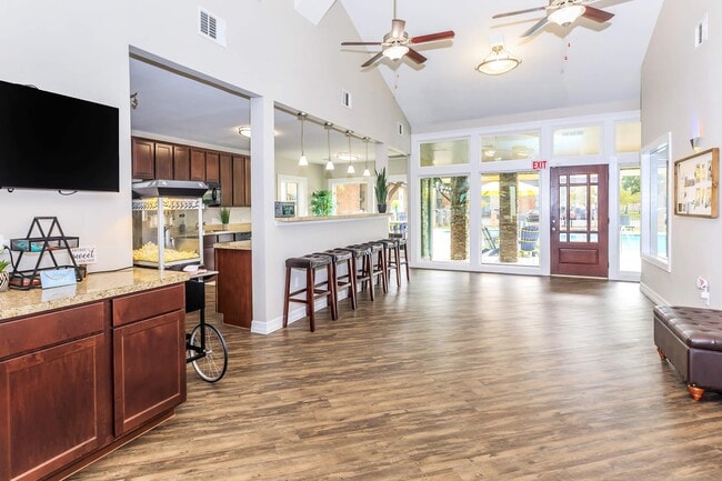 Residence at Deer Park Apartments