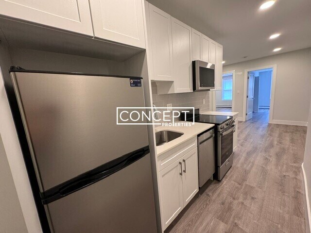 Building Photo - 44 Joy St Unit 6CP