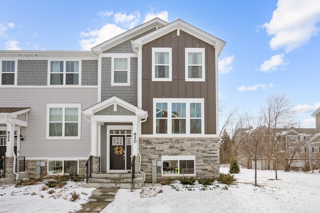 Photo - 620 Wolverine Dr