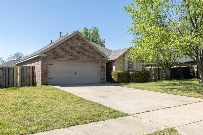 Photo - 515 Liem Cir