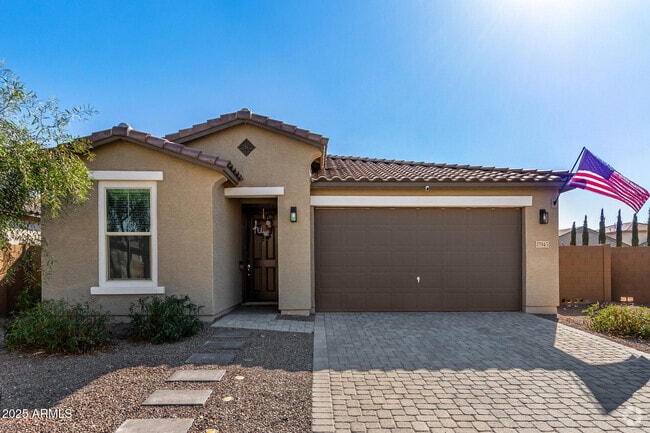 Building Photo - 17945 W Golden Ln Rental