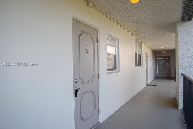 Photo - 9230 Lagoon Pl Unit 411