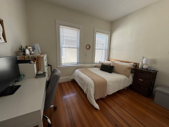 Photo - 368 Crescent Ave Unit 3