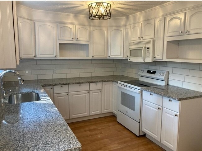 Photo - 45 Pilgrim Ave