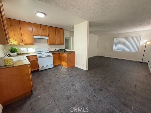 Building Photo - 1908 Gardena Ave Unit 7 Rental
