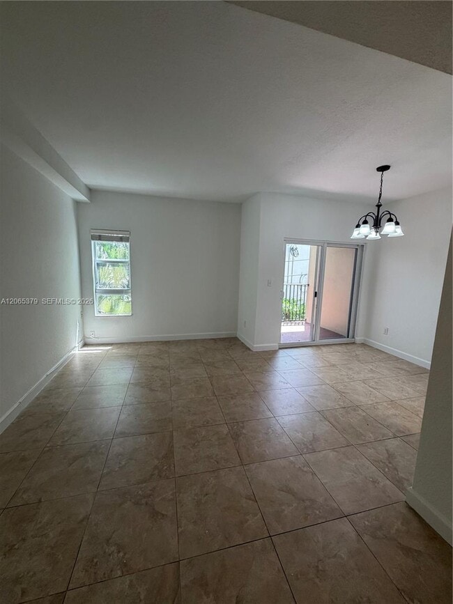 Photo - 11 Antilla Ave Unit B