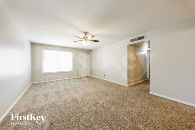 Photo - 3526 W Sierra St