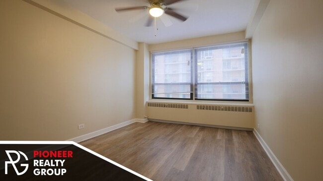 Photo - 4180 N Marine Dr Unit 1102