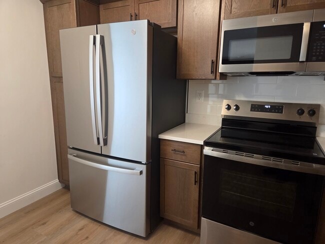 Building Photo - 1000 Lexington St Unit 42
