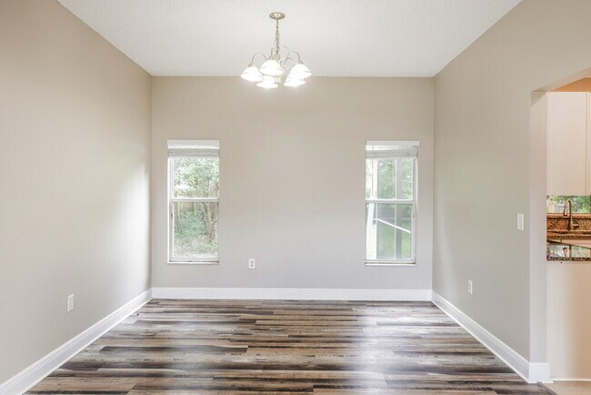 Photo - 1236 Foxforrest Cir