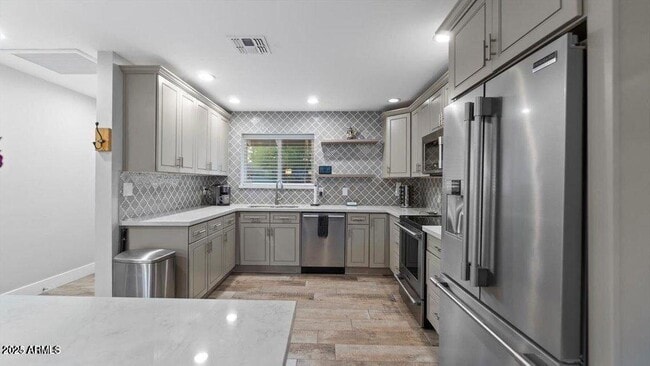 Photo - 1614 N Sunset Dr