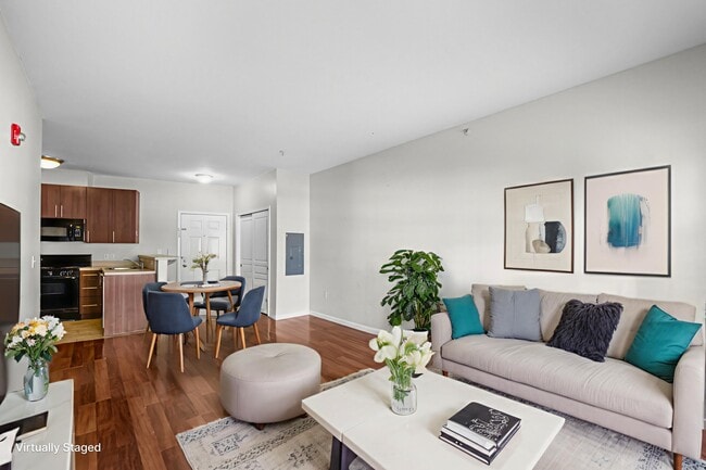 Building Photo - 845 Newark Ave Unit 3B