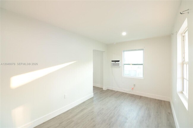 1768 NW 112th Terrace Unit 1