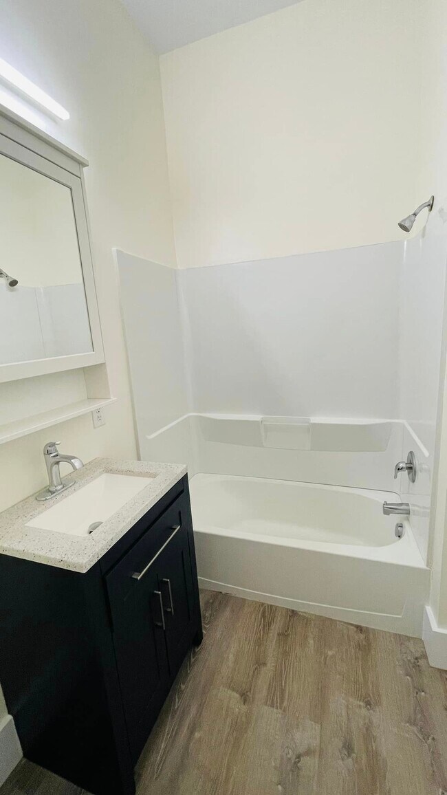 Photo - 177 Chestnut St Unit 4B