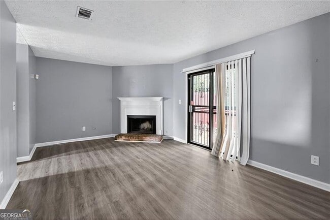 Photo - 5957 Friar Ct
