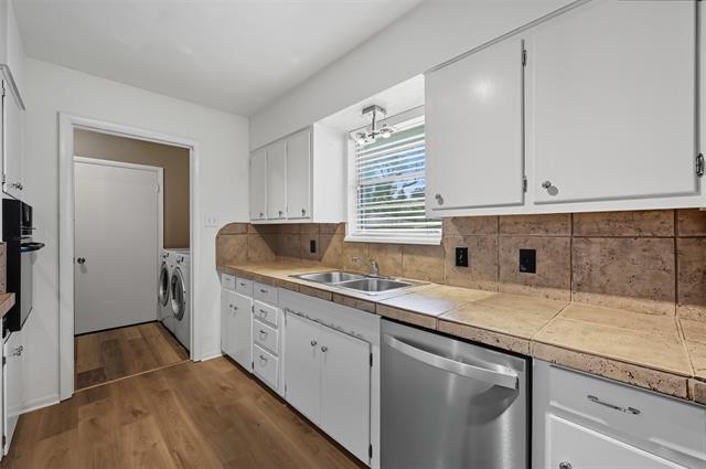 Photo - 705 Scottsdale Dr