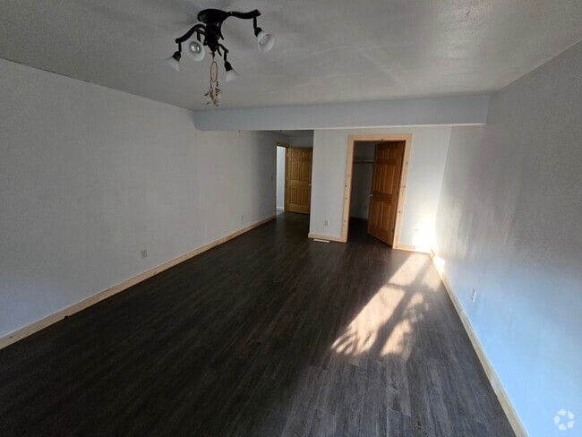 Building Photo - 311 Washington St Unit 313 Rental