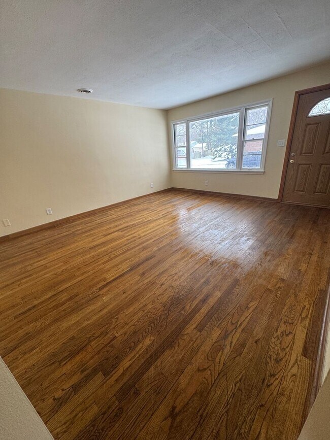 Photo - Large Ranch Style Home for Rent with Attached 2 car garage