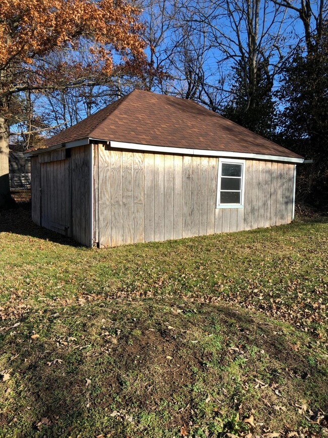 Photo - 135 Willis Ave
